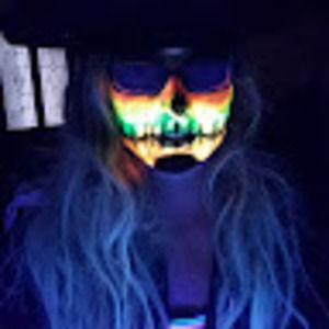 Meet your Posher, Kadance